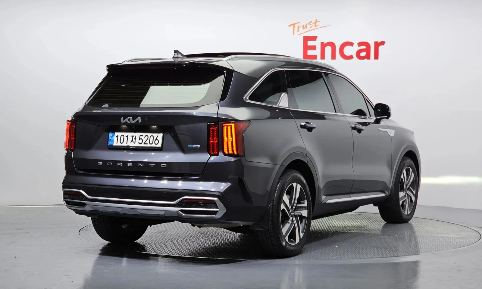 Kia Sorento 1.6 2Wd Signature, снимка 2 - Автомобили и джипове - 54421163