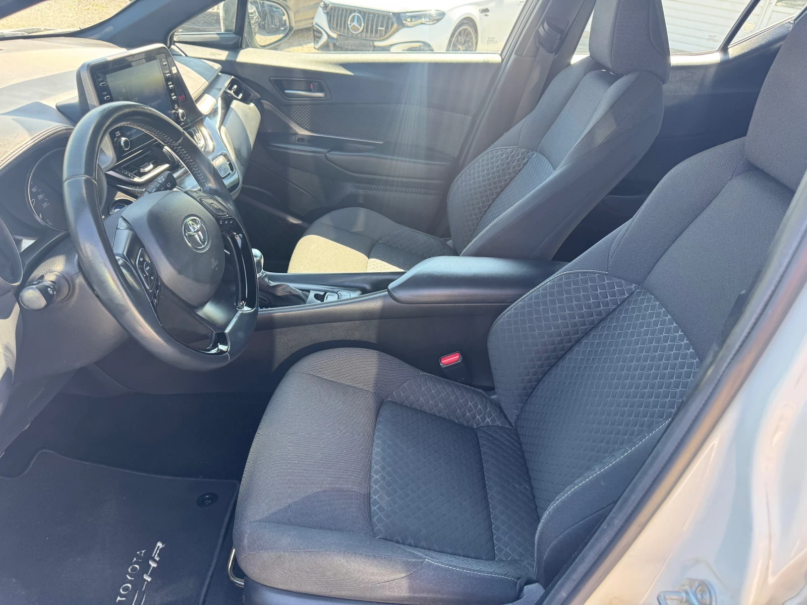 Toyota C-HR 48500км* 2023г* N1* LED* NAVI* КАМЕРА* KEYLESS GO, снимка 9 - Автомобили и джипове - 54676169