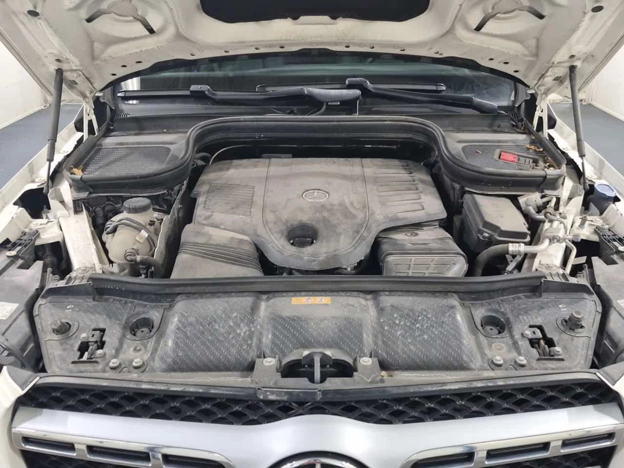 Mercedes-Benz GLS 450 АМГ ПАКЕТ/ДИСТРОНИК/360/ПАНО/CARFAX/ФИНАНСИРАНЕ, снимка 17 - Автомобили и джипове - 54684143