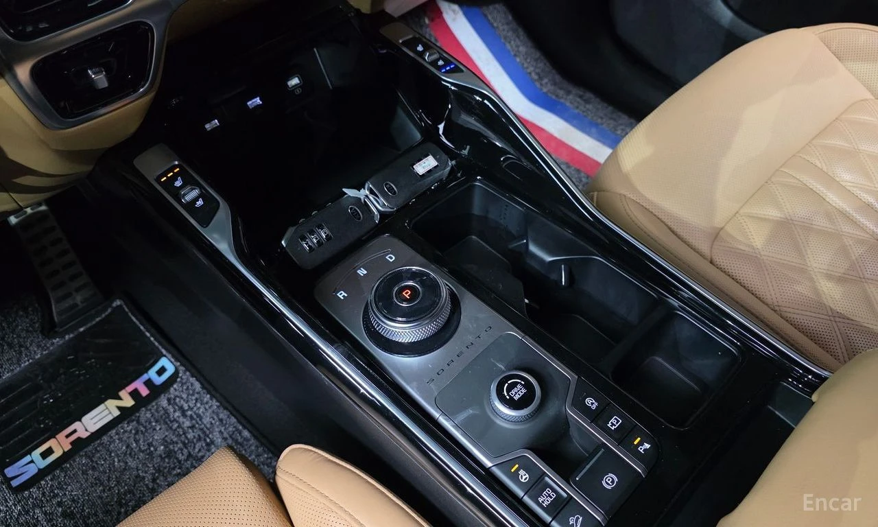 Kia Sorento 2.5T* SIGNATURE* DRIVE-ASSIST* 360CAMERA* DIGITAL*, снимка 12 - Автомобили и джипове - 54760239
