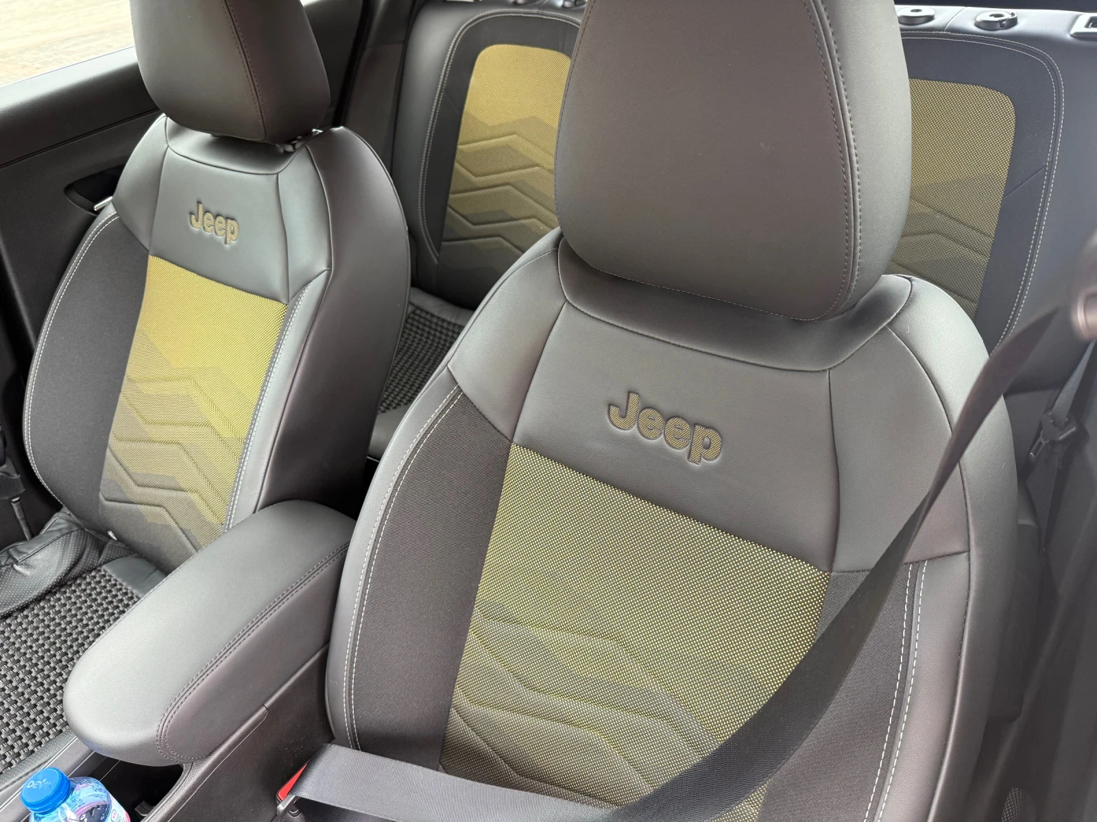 Jeep Avenger SUMMIT 1.2 e-Hybrid 48V Petrol 100 hp, 6 DCT, снимка 5 - Автомобили и джипове - 55672713
