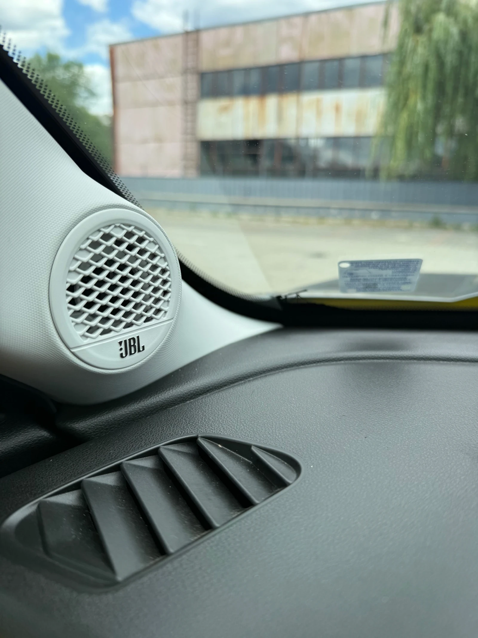 Jeep Avenger SUMMIT 1.2 e-Hybrid 48V Petrol 100 hp, 6 DCT, снимка 7 - Автомобили и джипове - 55672713