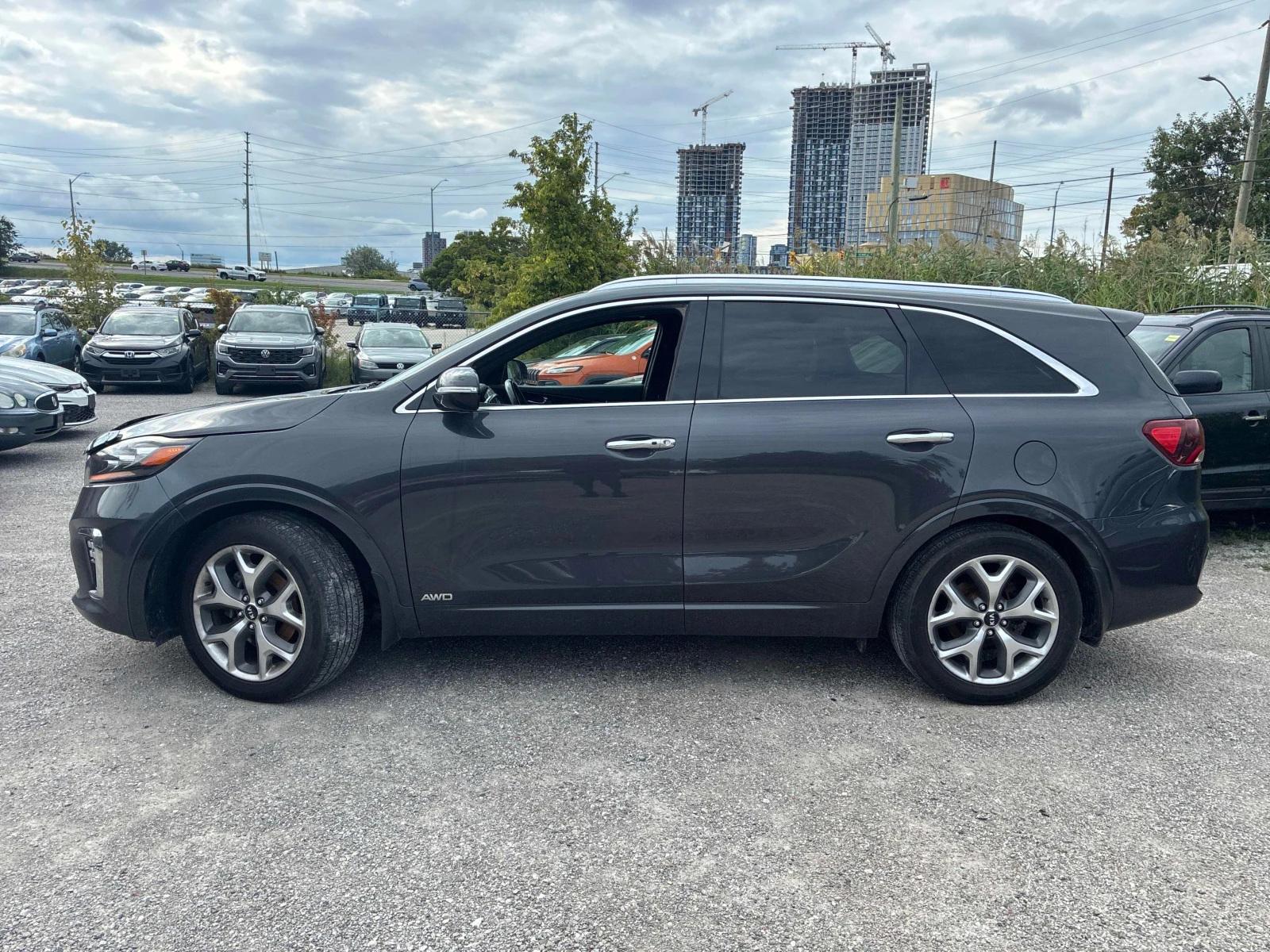 Kia Sorento * AWD * CARFAX * ОПЦИЯ ЗА ФИНАНСИРАНЕ , снимка 2 - Автомобили и джипове - 55987898