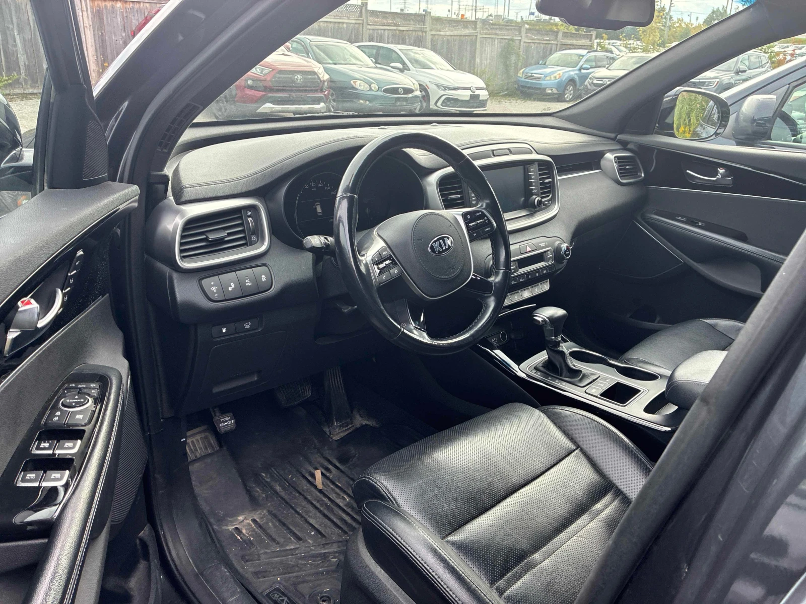 Kia Sorento * AWD * CARFAX * ОПЦИЯ ЗА ФИНАНСИРАНЕ , снимка 5 - Автомобили и джипове - 55987898