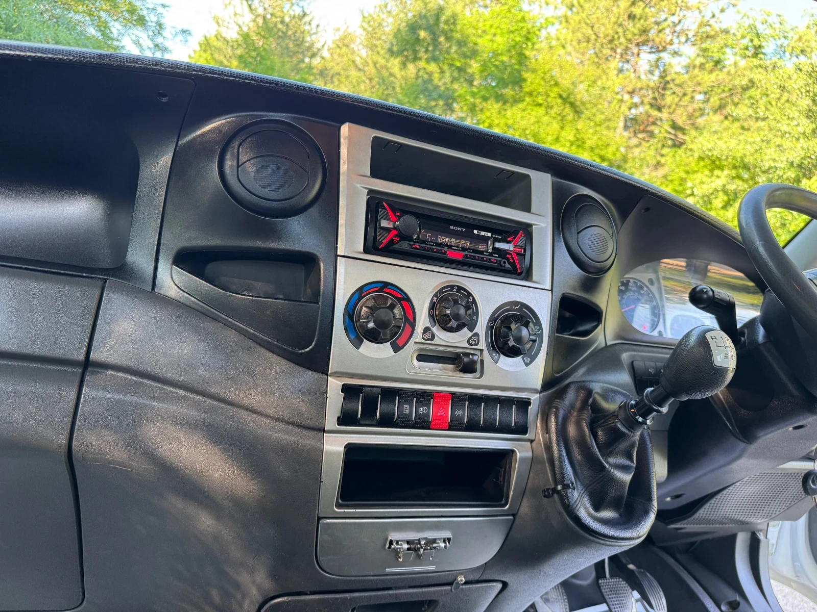 Iveco 35c18 Самосвал с кран до 3.5тона, снимка 9 - Бусове и автобуси - 54970729