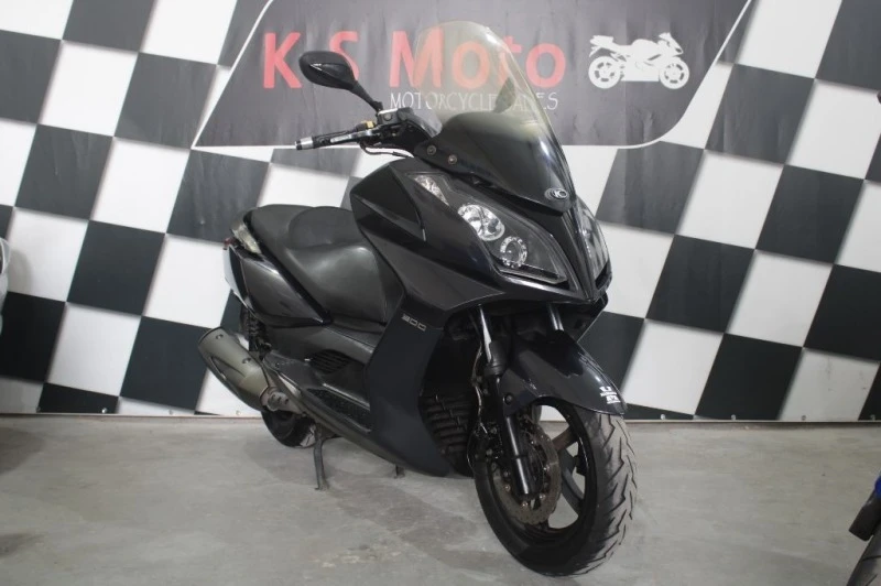 Kymco Downtown 300i 2012г., снимка 1 - Мотоциклети и мототехника - 40512187