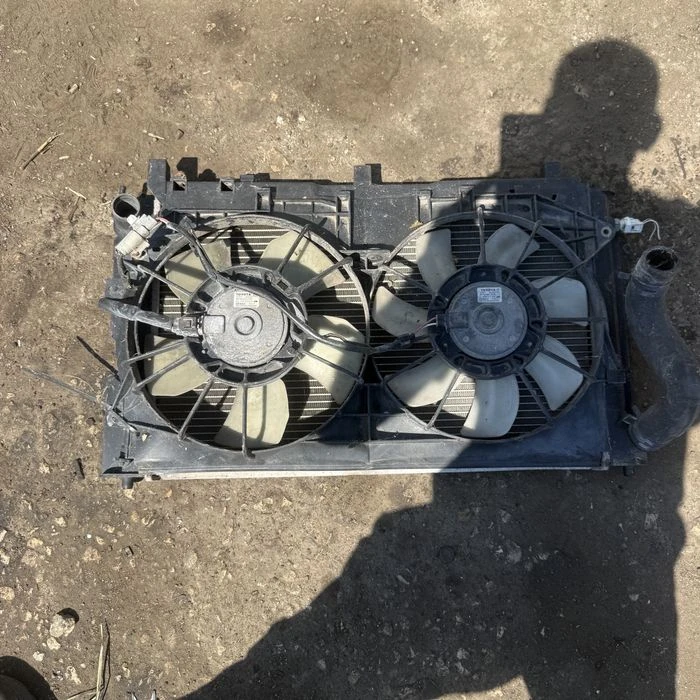 Перки охлаждане за Toyota Avensis 16363-0G060