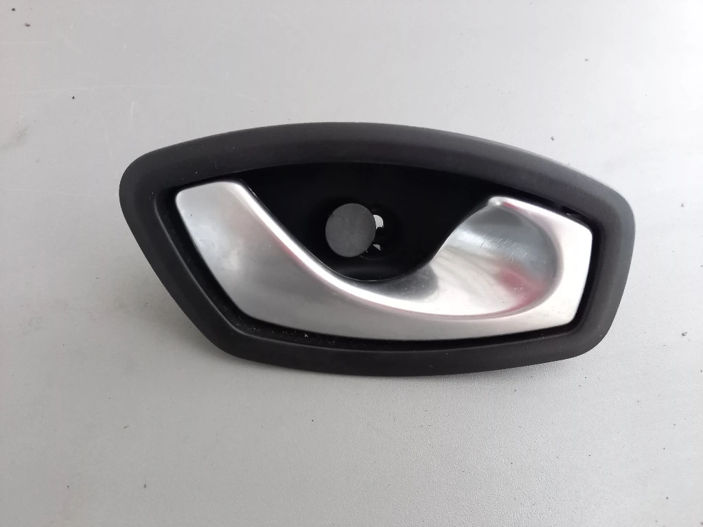 Дръжка врата предна дясна вътрешна Рено Лагуна (1)