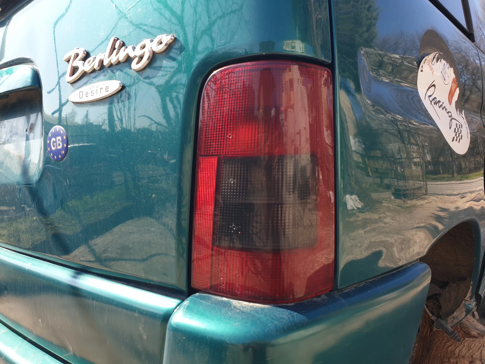 Peugeot Partner Citroen Berlingo заден стоп ляв десен комплект