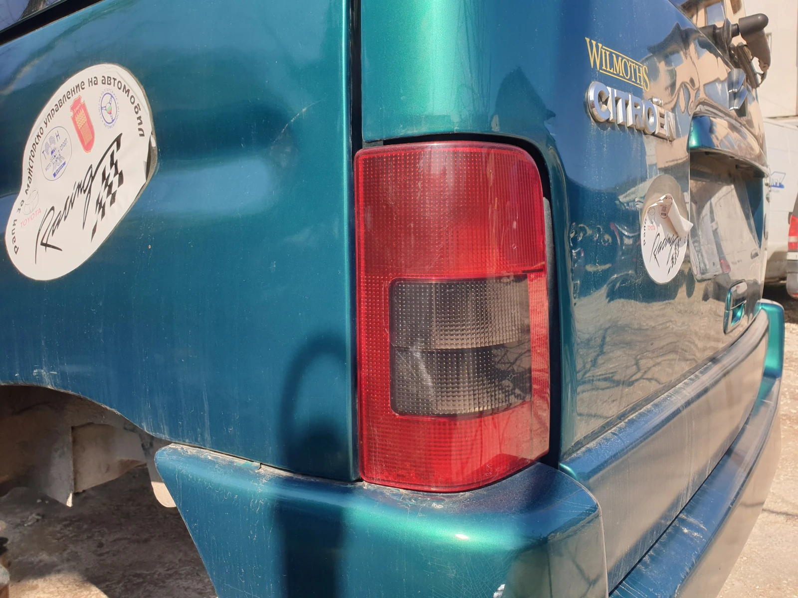 Peugeot Partner Citroen Berlingo заден стоп ляв десен комплект, снимка 2 - Части - 53712908