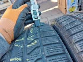 Гуми Всесезонни 235/45R17, снимка 4