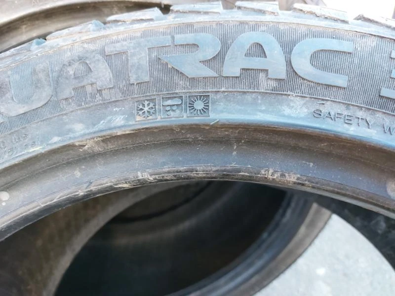 Гуми Всесезонни 235/45R17, снимка 7 - Гуми и джанти - 35992314