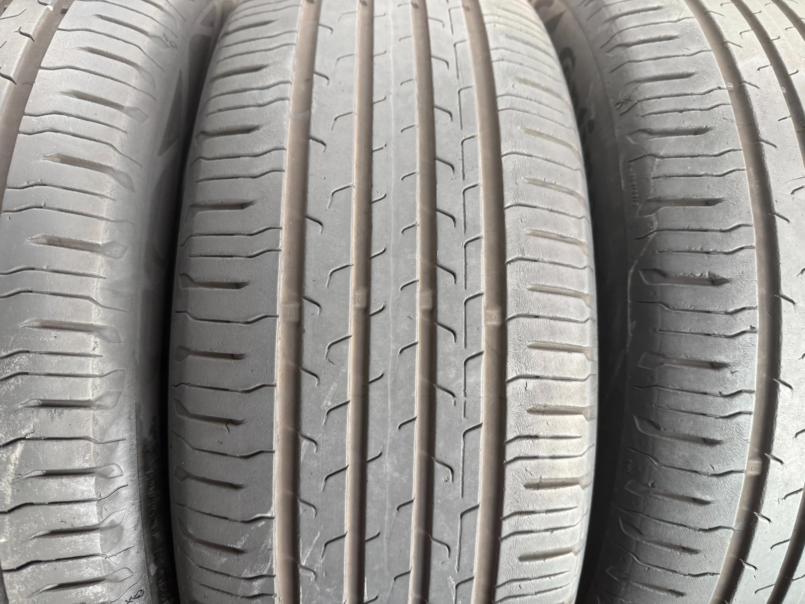 Гуми Летни 215/55R17, снимка 5 - Гуми и джанти - 53993498