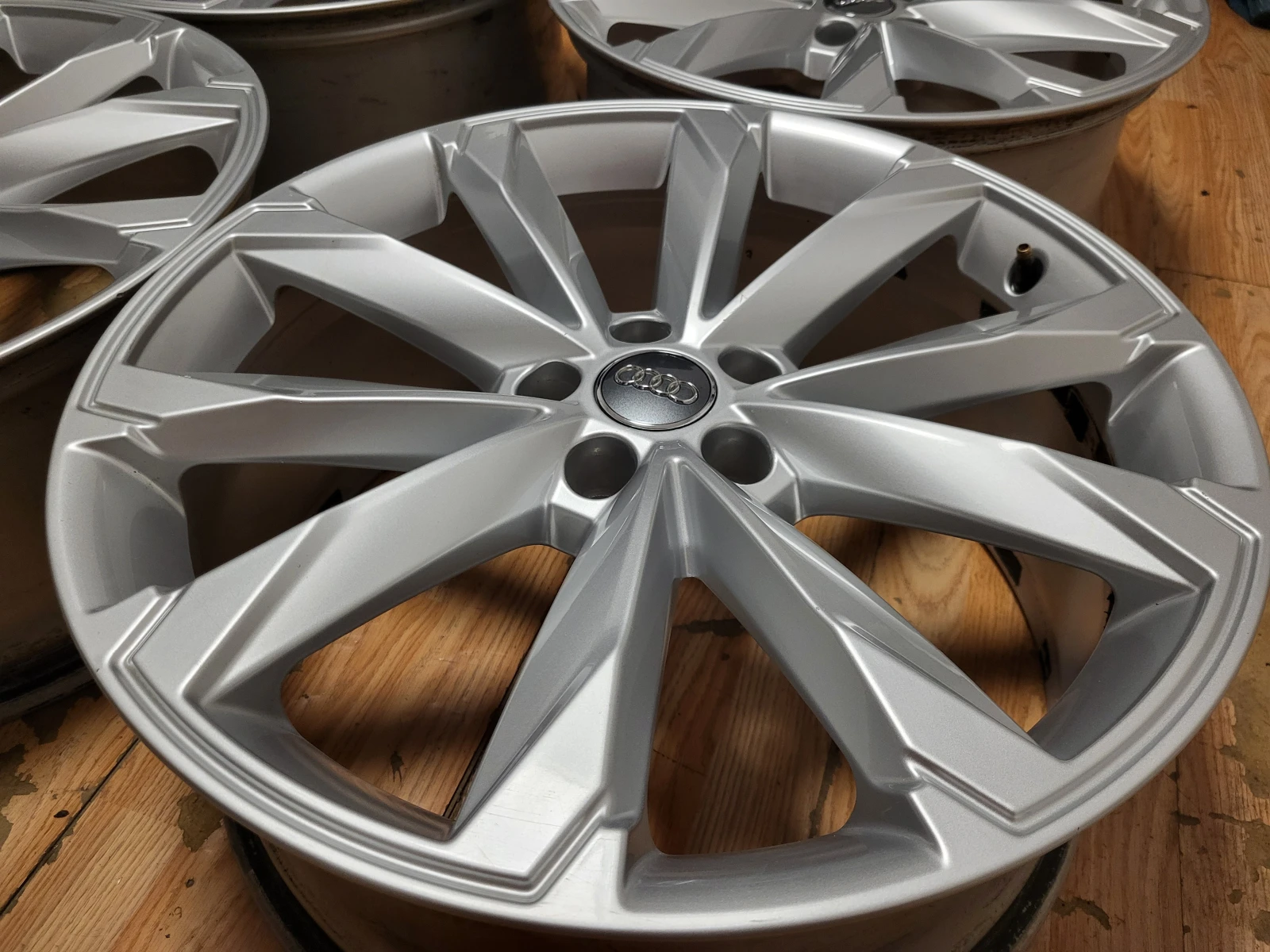 Джанти за Audi A6, снимка 8 - Гуми и джанти - 55780573
