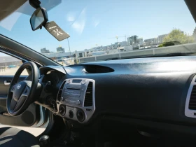 Hyundai I20, снимка 16