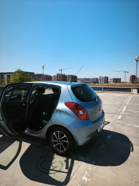 Hyundai I20, снимка 5