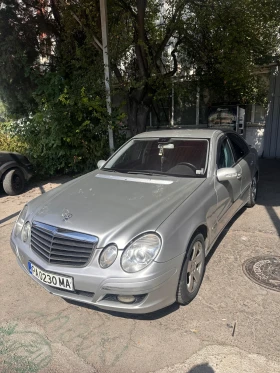  Mercedes-Benz E 270