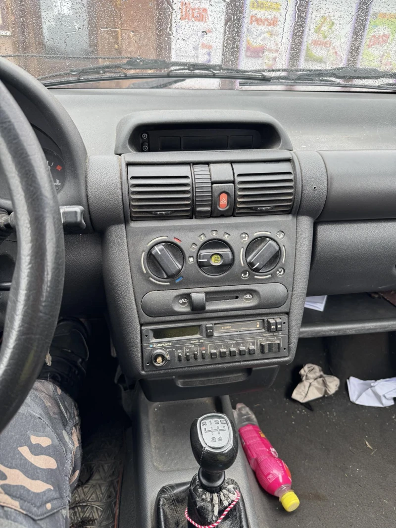 Opel Corsa, снимка 6 - Автомобили и джипове - 49325399