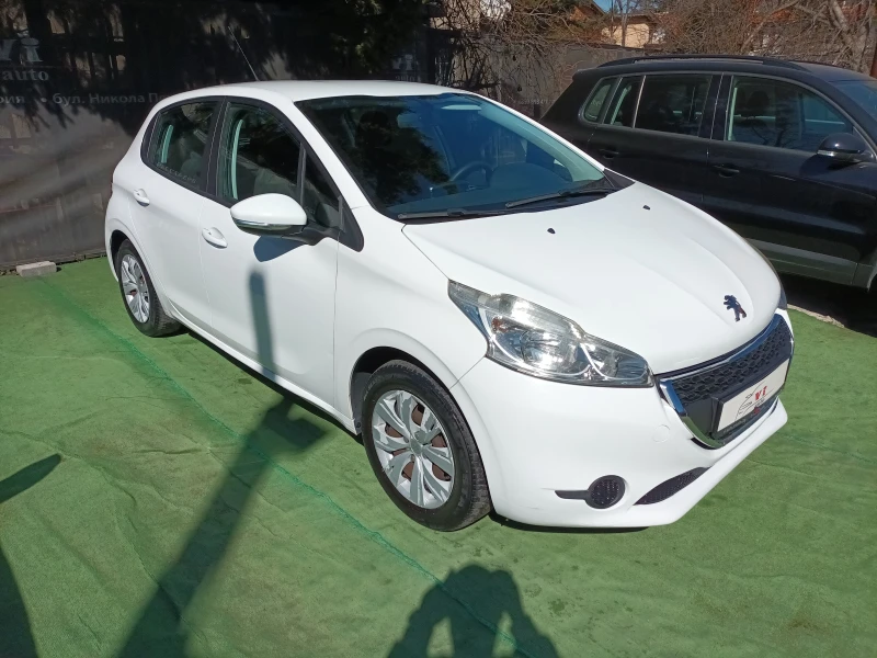 Peugeot 208 1.0i, снимка 3 - Автомобили и джипове - 49399417