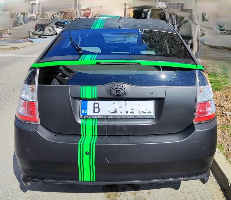 Toyota Prius 1.5 Hybrid LPG, снимка 4 - Автомобили и джипове - 51698210