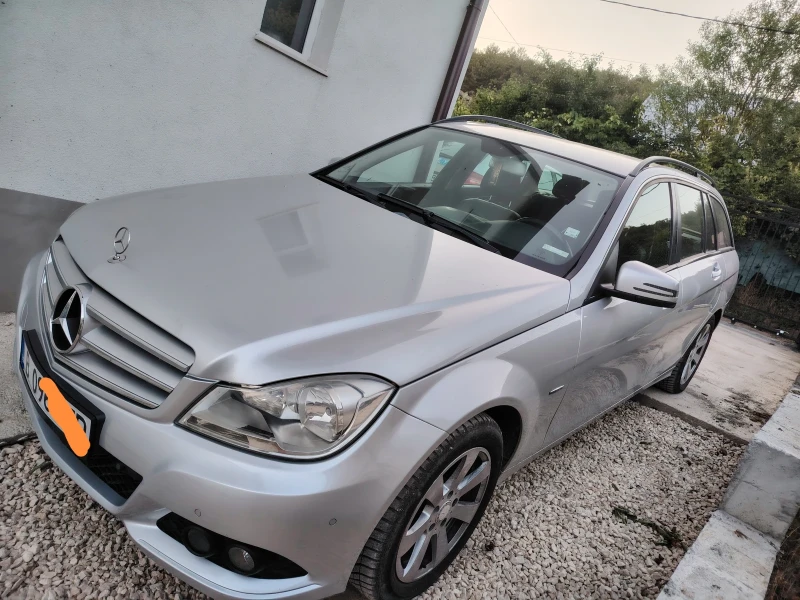 Mercedes-Benz C 220, снимка 4 - Автомобили и джипове - 52423538