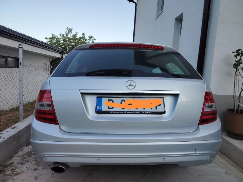 Mercedes-Benz C 220, снимка 2 - Автомобили и джипове - 52423538