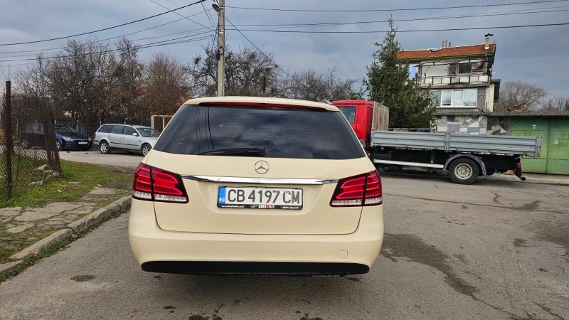 Mercedes-Benz E 220, снимка 5 - Автомобили и джипове - 52882698