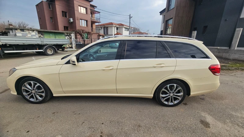 Mercedes-Benz E 220, снимка 6 - Автомобили и джипове - 52882698