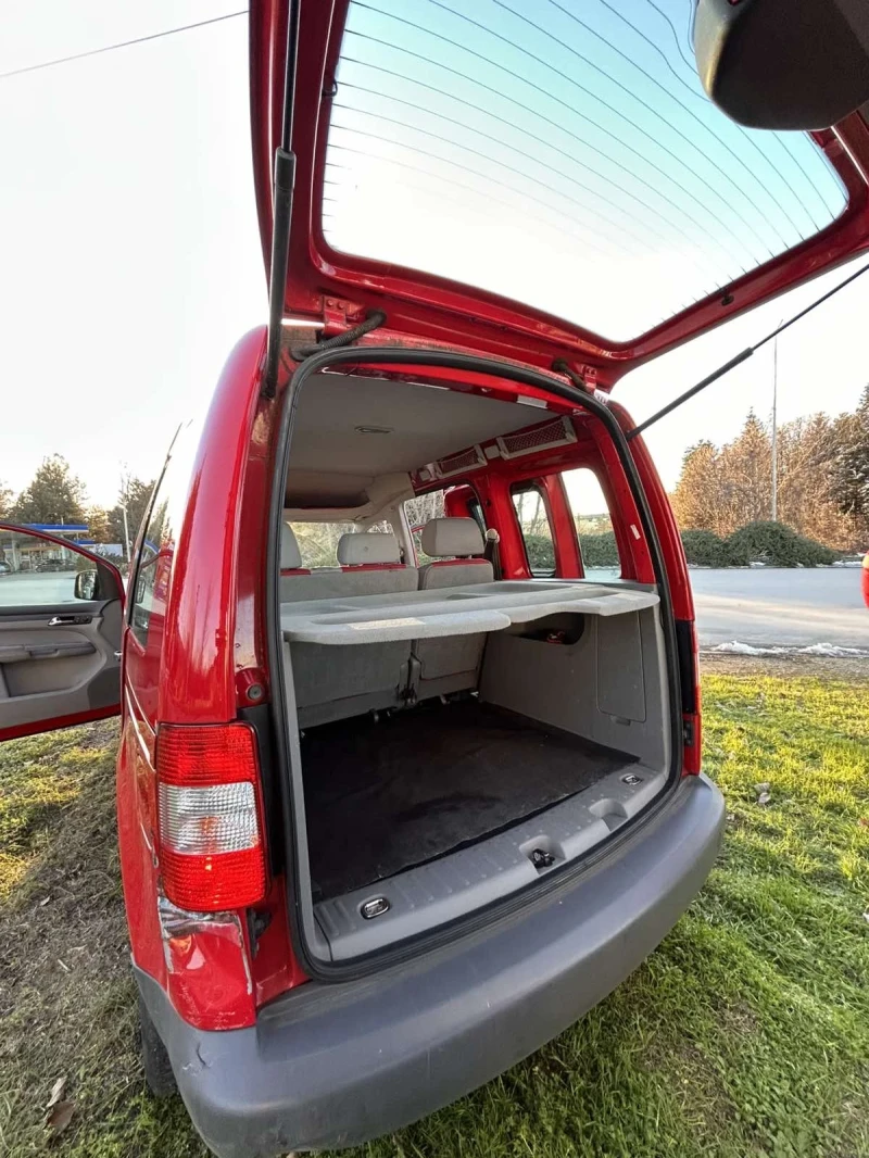 VW Caddy 1.4 бензин, снимка 6 - Автомобили и джипове - 53431627