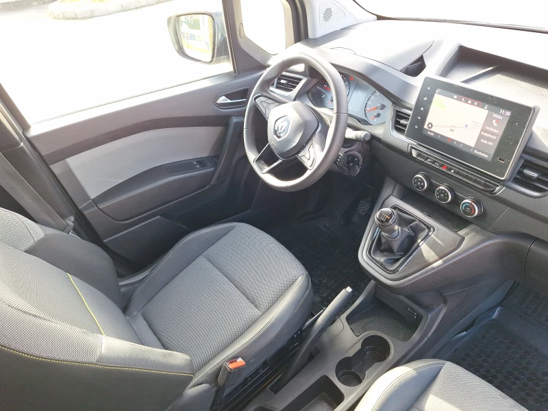 Renault Kangoo 1.5dci , снимка 13 - Автомобили и джипове - 53386603