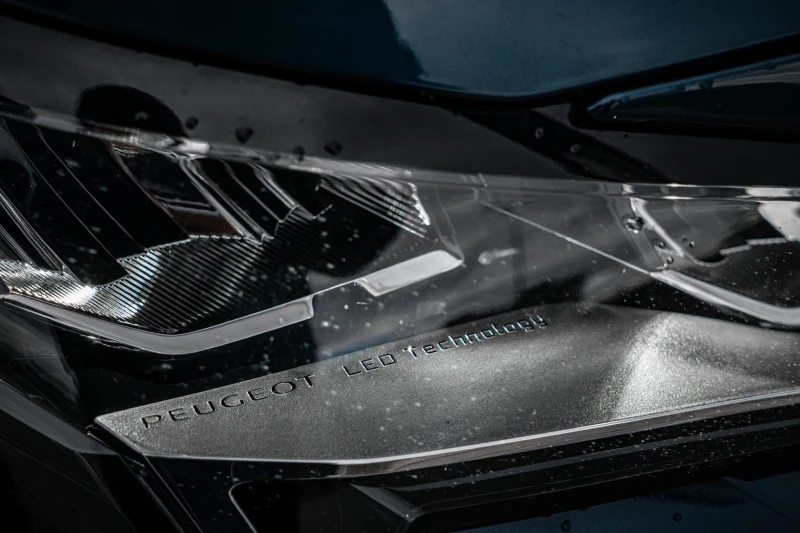 Peugeot 3008 1.5 HDi EAT8 Гаранция Carplay LED, снимка 6 - Автомобили и джипове - 53393909