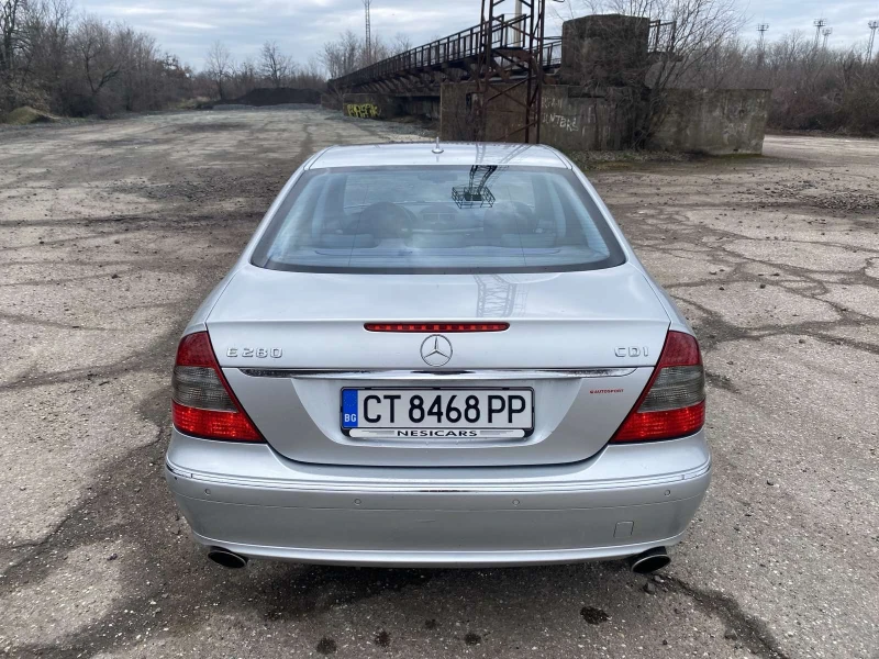 Mercedes-Benz E 280 EVO Avantgarde, снимка 5 - Автомобили и джипове - 53434303