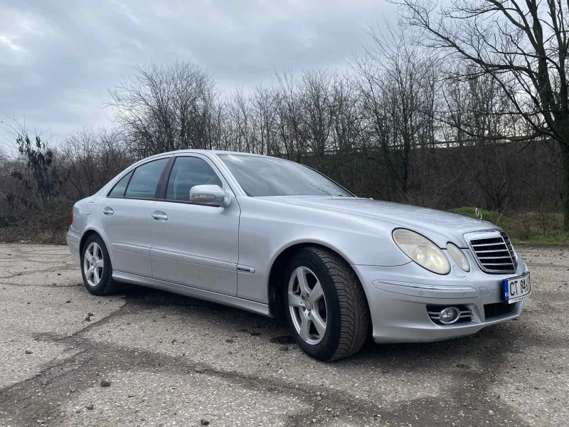 Mercedes-Benz E 280 EVO Avantgarde, снимка 9 - Автомобили и джипове - 53434303