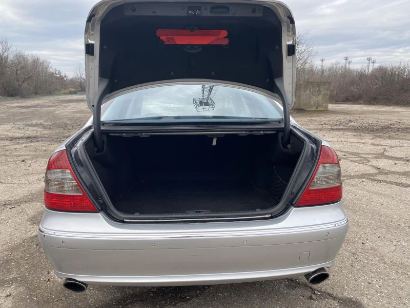 Mercedes-Benz E 280 EVO Avantgarde, снимка 6 - Автомобили и джипове - 53434303