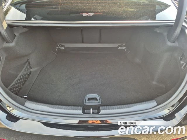 Mercedes-Benz C 200, снимка 17 - Автомобили и джипове - 56077576