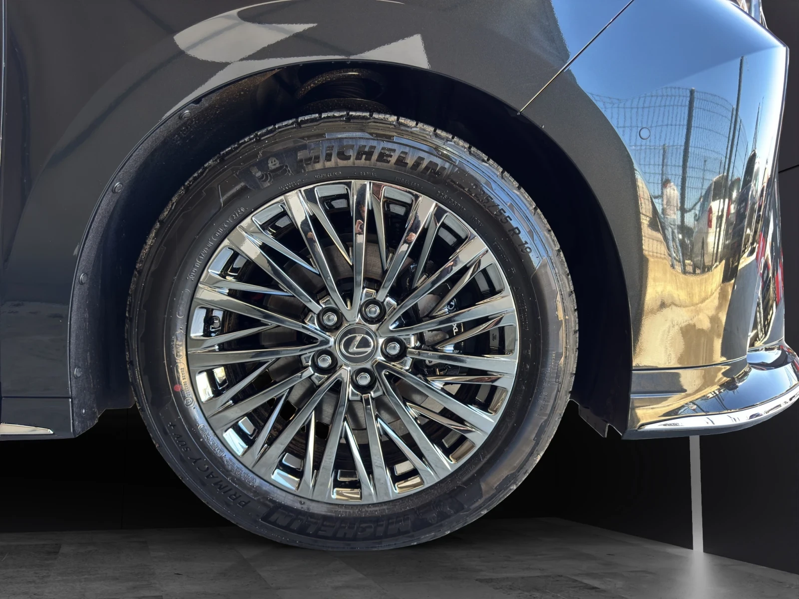 Lexus LM 350h* LUXURY* 4SEATS* FIRSTCLASS* TV* 360* KEYLESS | Mobile.bg   16