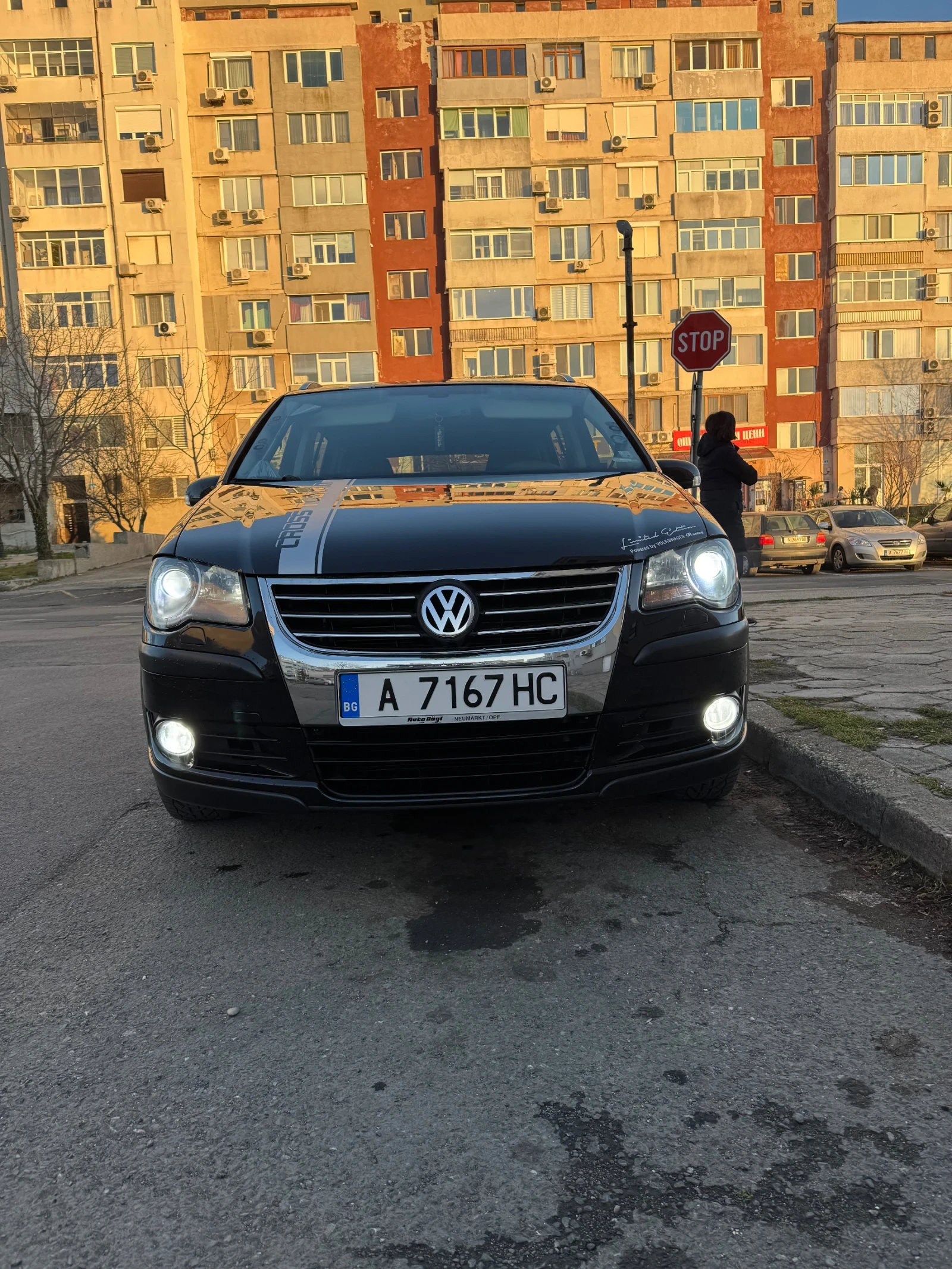 VW Touran CROSS - изображение 3