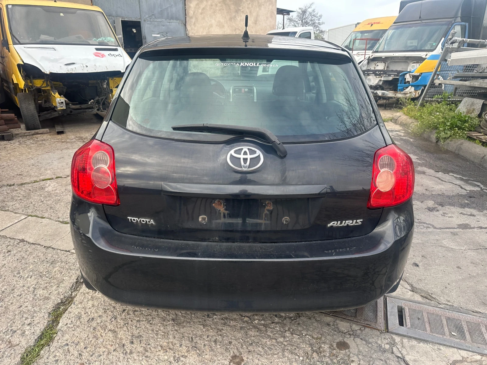 Toyota Auris 1.3 179 х реални километра - изображение 5