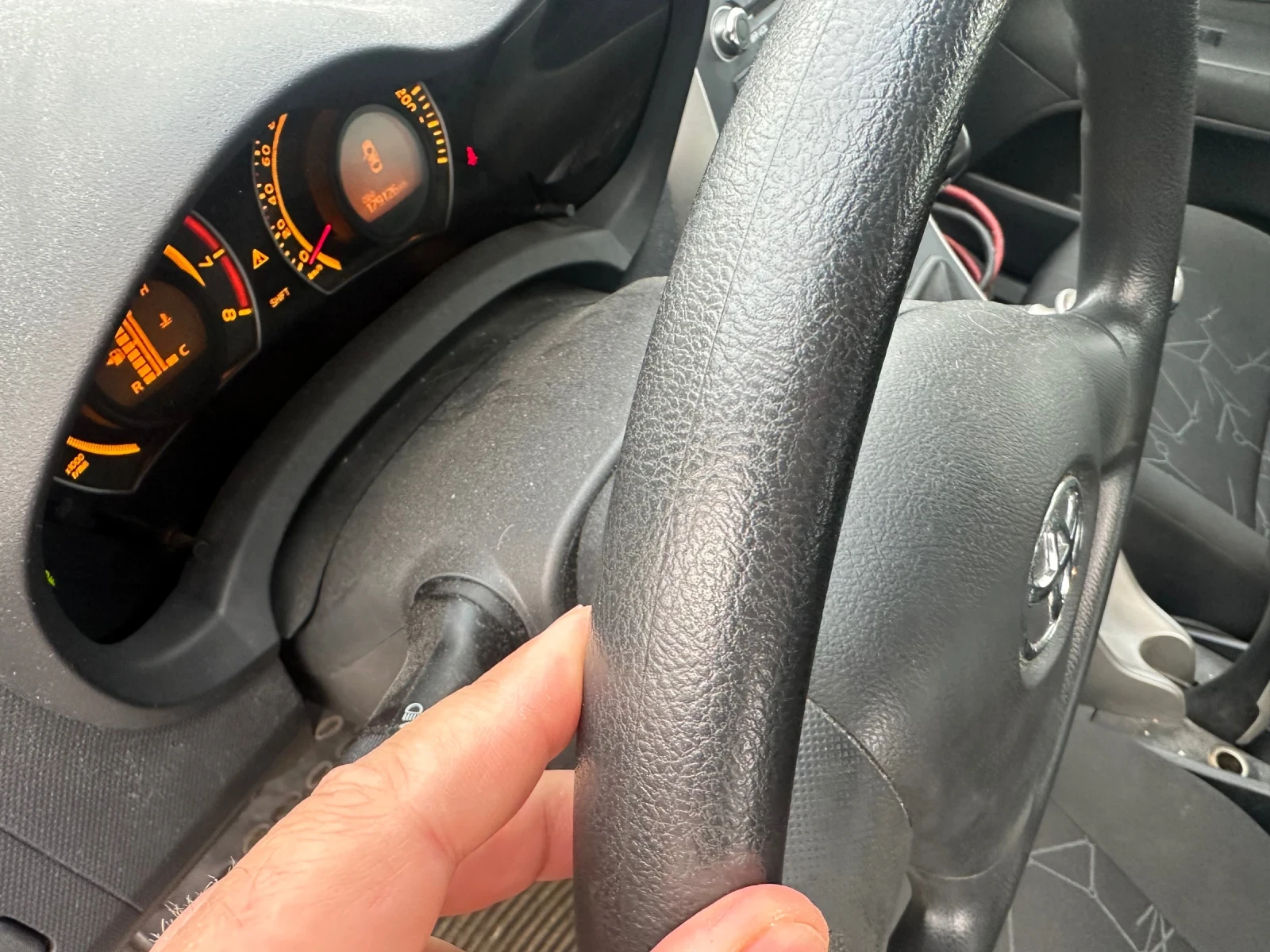 Toyota Auris 1.3 179 х реални километра - изображение 8