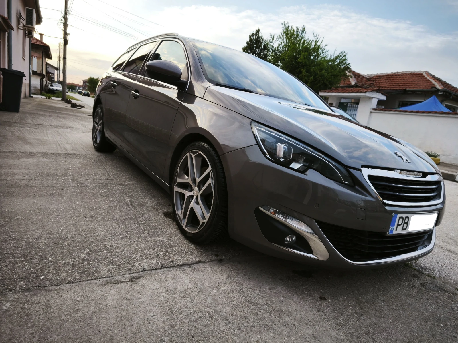 Peugeot 308 1.6i - изображение 2