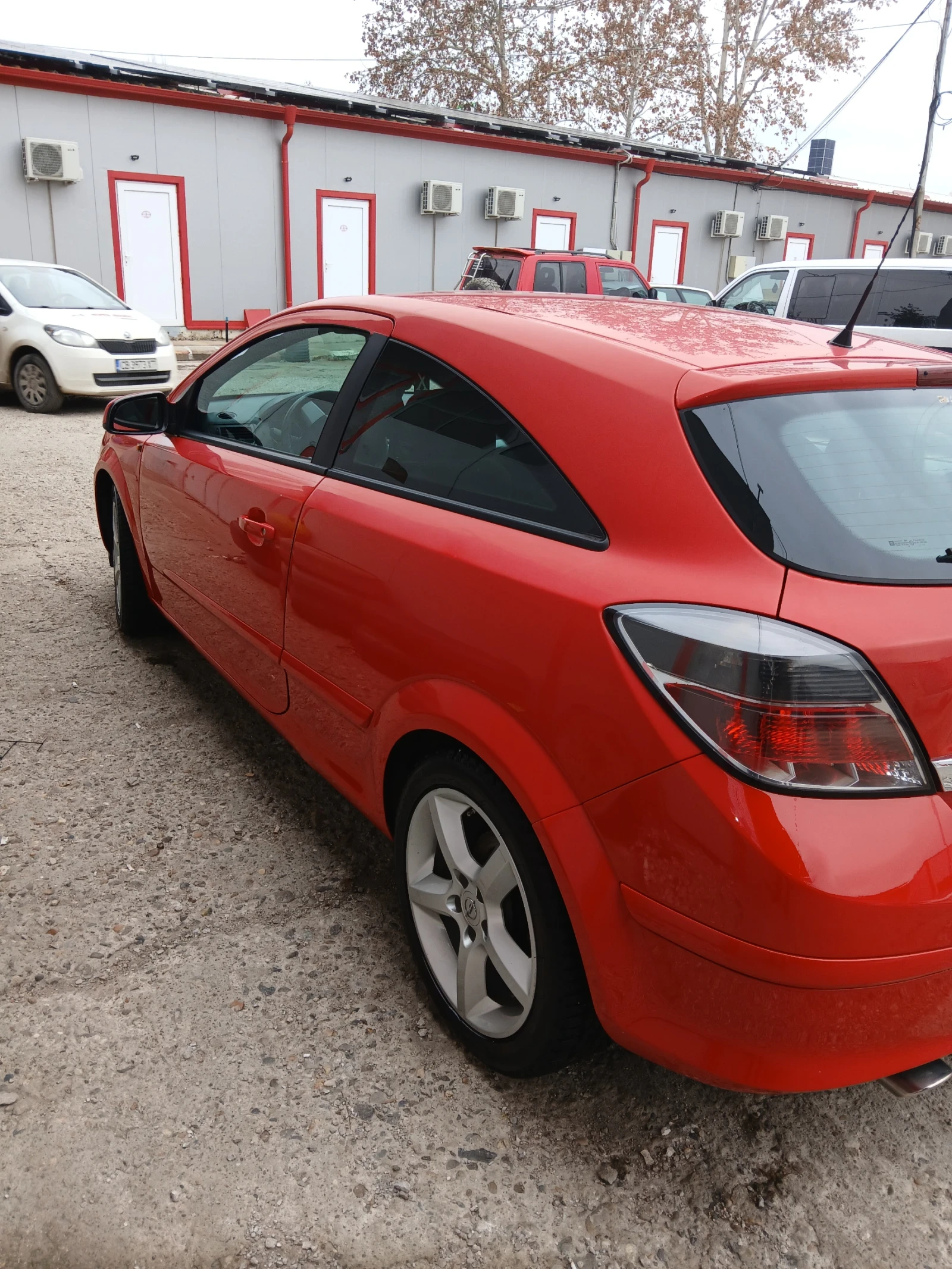 Opel Astra GTC  - изображение 6