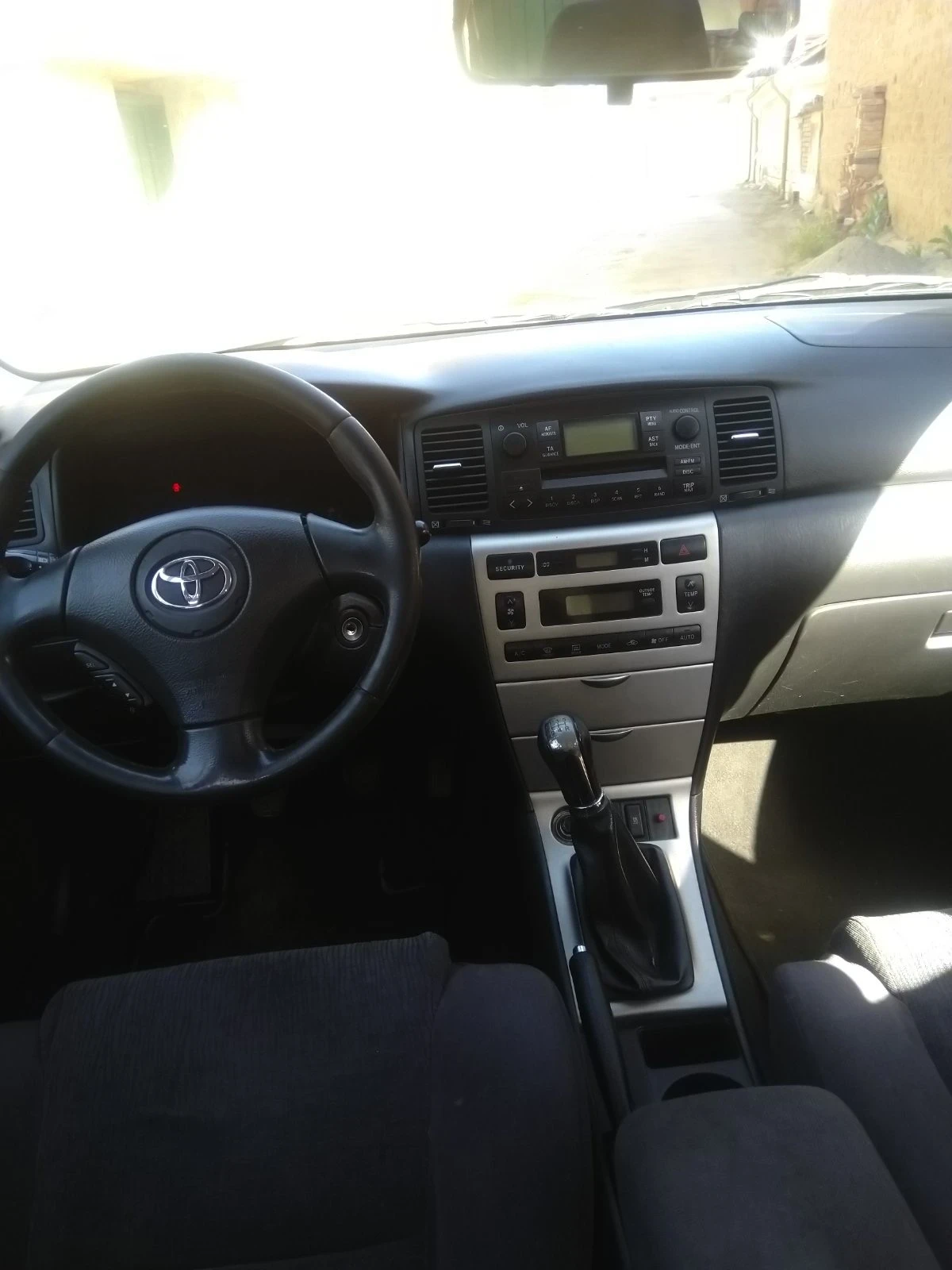 Toyota Corolla  - изображение 4