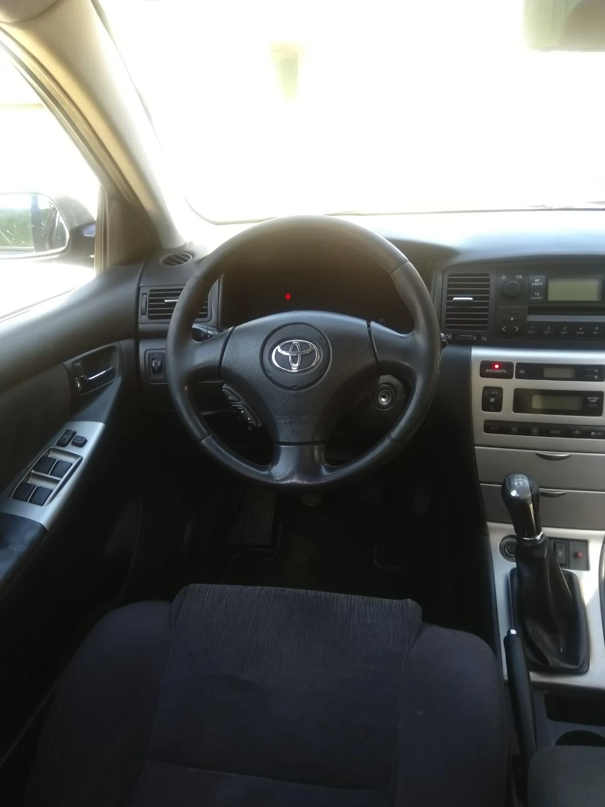 Toyota Corolla  - изображение 8