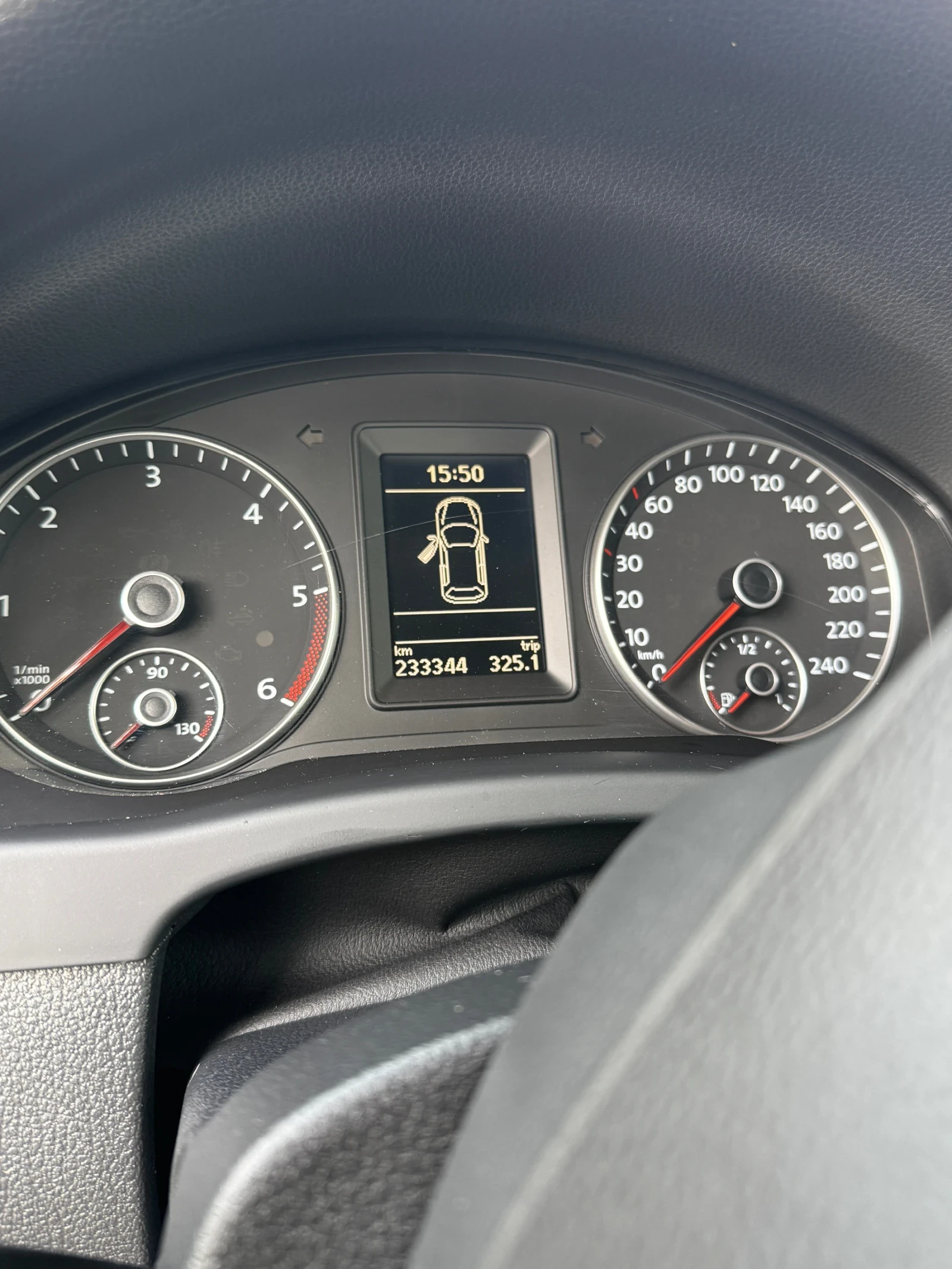 VW Golf Plus 1.6 TDI 105к.с. - изображение 10