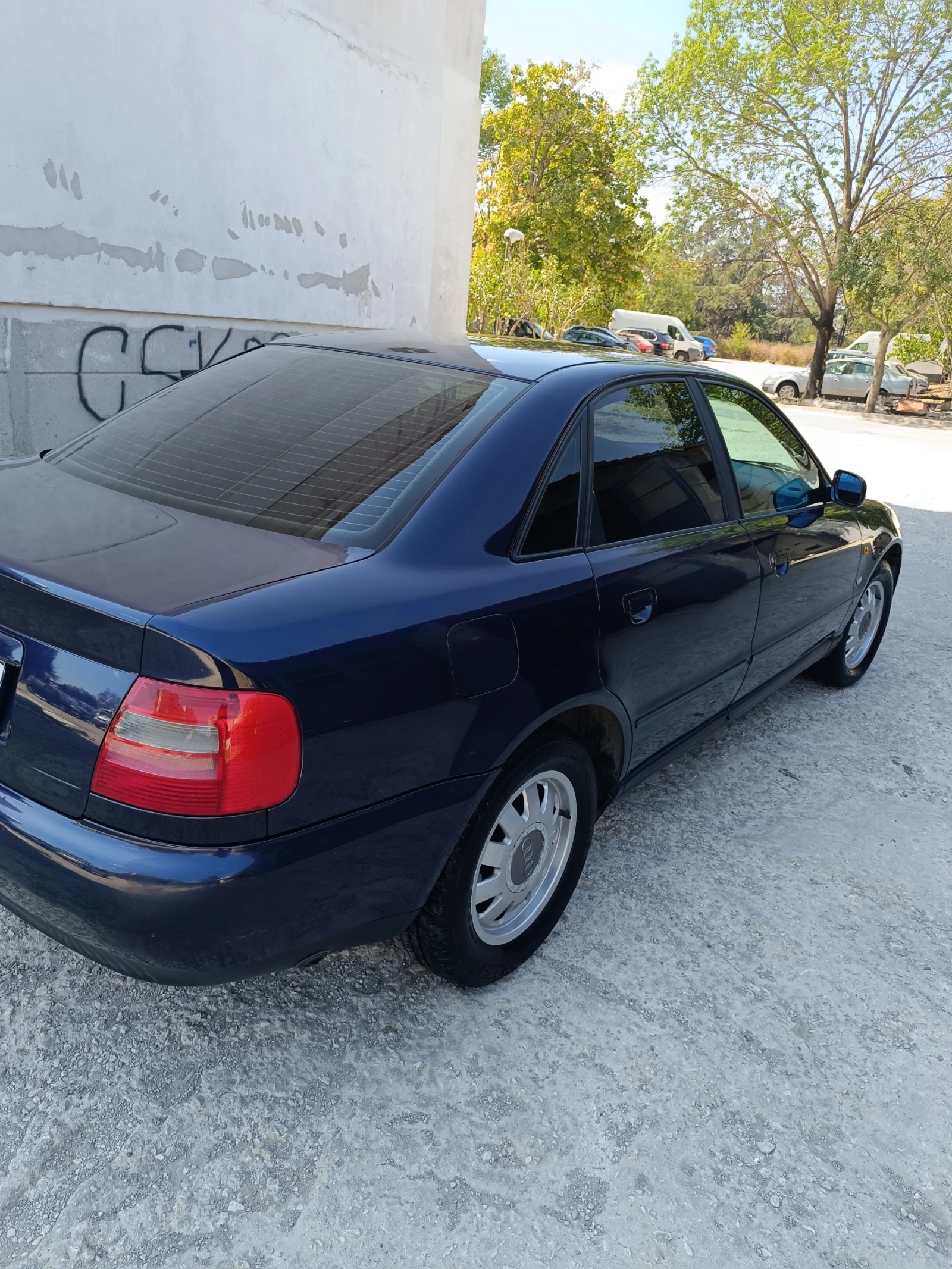Audi A4 B5 - изображение 4