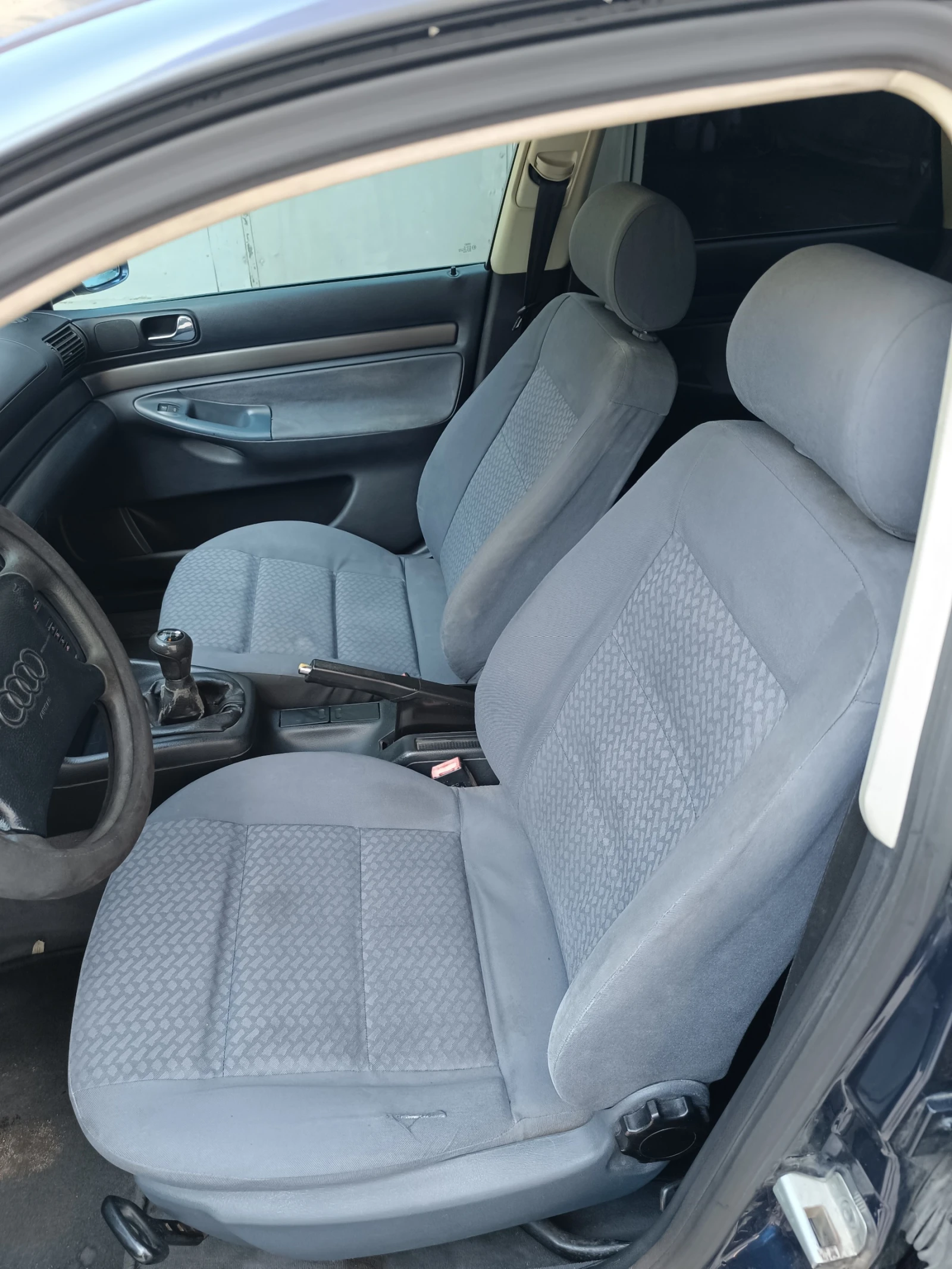 Audi A4 B5 - изображение 8