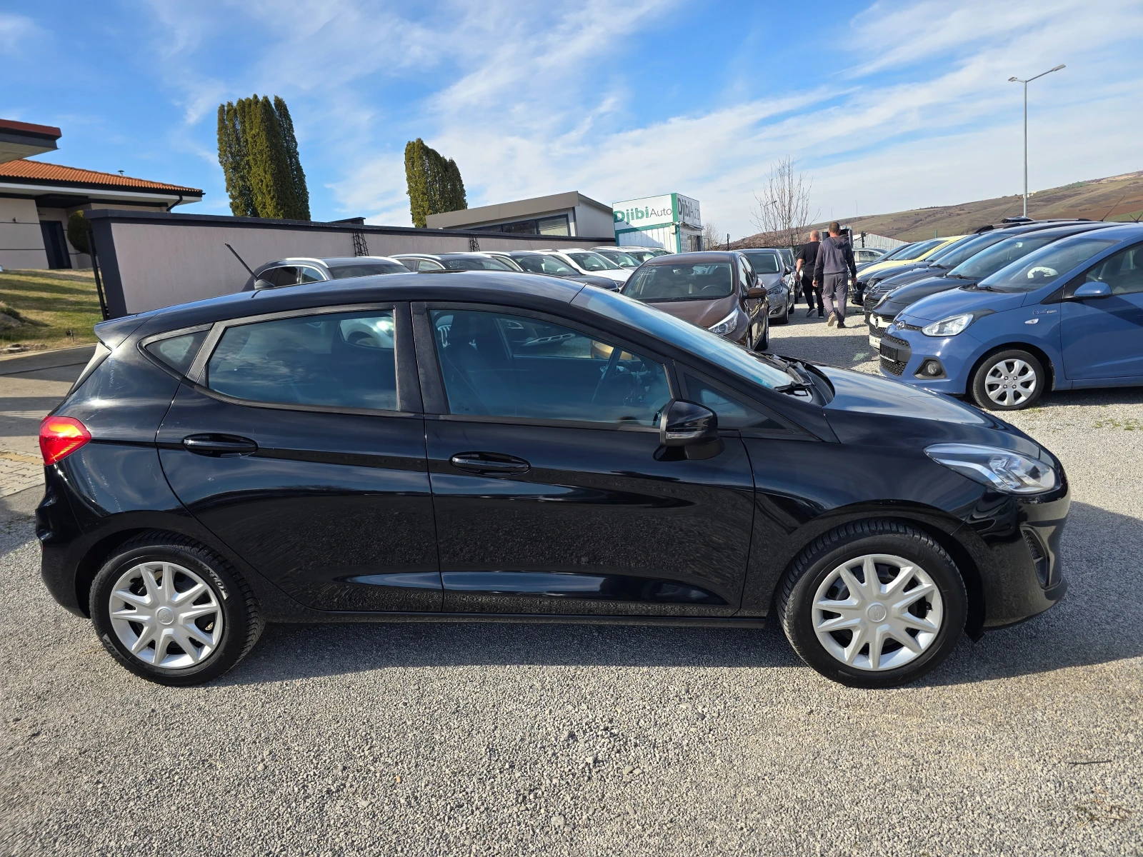 Ford Fiesta 1.5TDCI-85k.c-EURO6, снимка 4 - Автомобили и джипове - 53783123