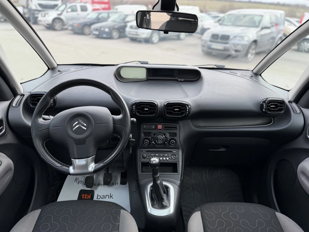 Citroen C3 Picasso 1.4i PANORAMA, снимка 16 - Автомобили и джипове - 54088698