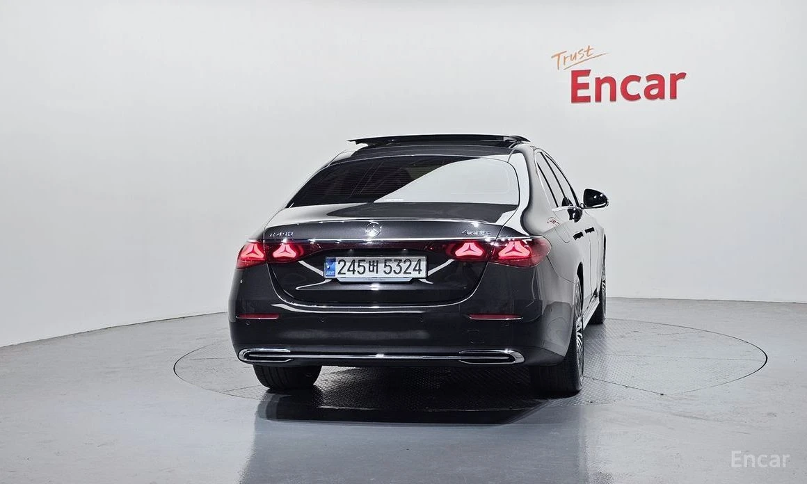 Mercedes-Benz E 450, снимка 4 - Автомобили и джипове - 54367392