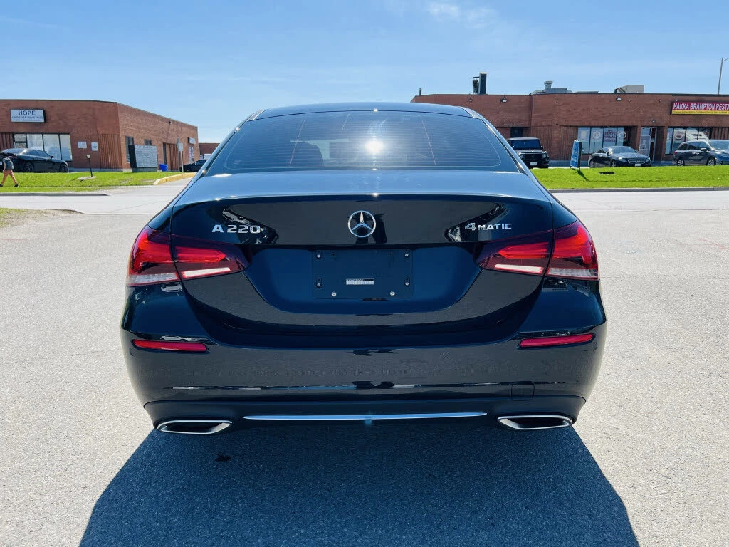 Mercedes-Benz A 220 4MATIC AWD АвтоКредит  (ЦЕНА ДО БГ), снимка 3 - Автомобили и джипове - 54557289
